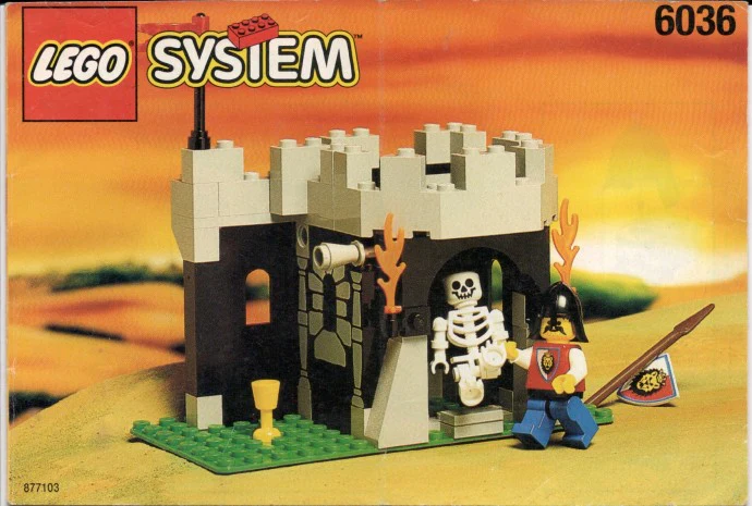 Set 6036 – Skeleton Surprise